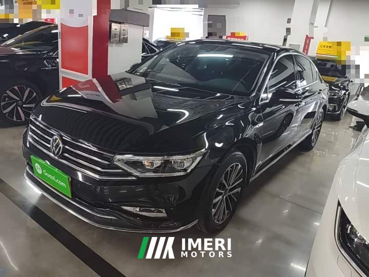 Volkswagen Magotan 330TSI DSG Luxury