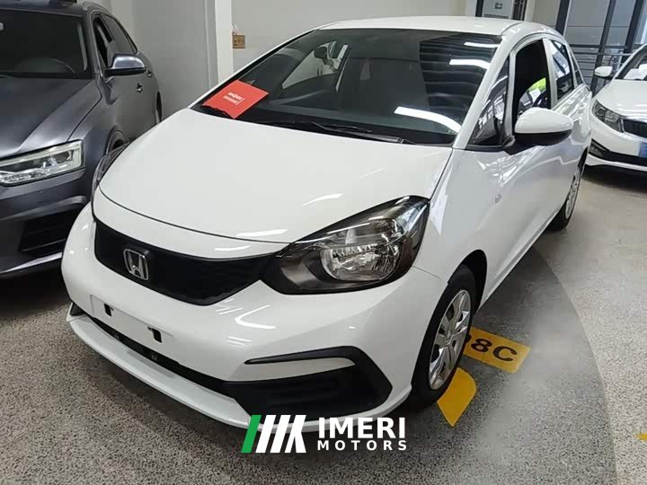 Honda Fit 1.5L CVT Trend Edition - ავტომობილი ჩინეთიდან