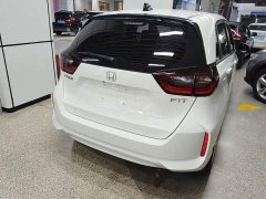 Honda Fit 1.5L CVT Trend Edition - ფოტო 6