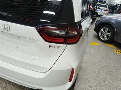 Honda Fit 1.5L CVT Trend Edition - ფოტო 7