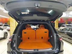 Li Auto L9 Max - ფოტო 18