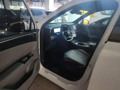 Geely Galaxy L7 EM-i 115km Explorer Edition - ფოტო 15