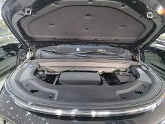 Li Auto L9 Ultra - фото 19