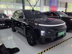 Li Auto L9 Ultra - фото 3