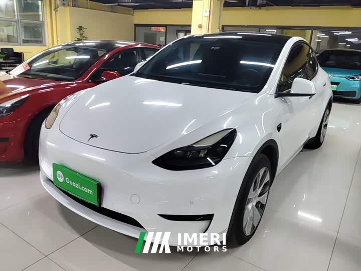 Tesla Model Y Facelift Rear-Wheel Drive - автомобиль из Китая