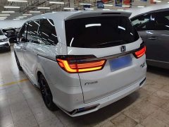Honda Odyssey 2.0L e:HEV Sharp Radiance Edition - фото 4