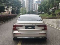 Volvo S60 B4 Smart Luxury Edition - ფოტო 12