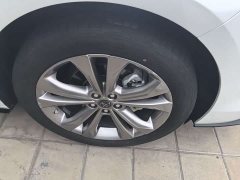 Toyota Sienna 2.5L Hybrid Premium Edition - ფოტო 4