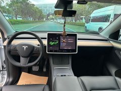 Tesla Model Y Rear-Wheel Drive - photo 6