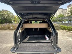 Land Rover Range Rover 3.0 L6 400PS Genesis Extended Wheelbase - ფოტო 8