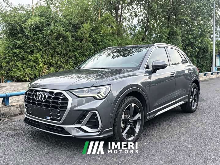 Audi Q3 35 TFSI Fashion Dynamic