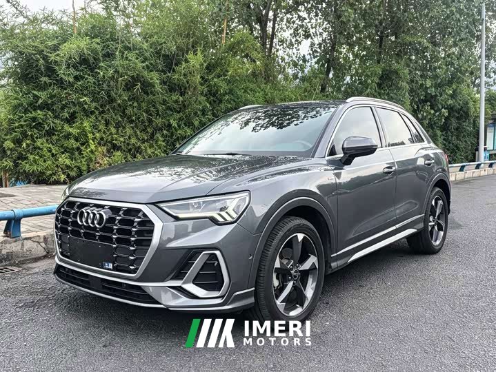 Audi Q3 35 TFSI Fashion Dynamic - car from China