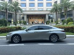Lexus ES 300h Elite Edition National V Emission Standard - photo 12