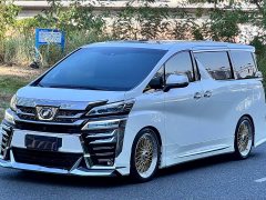 Toyota Vellfire Crown Hybrid 2.5L HV Luxury Edition - photo 1