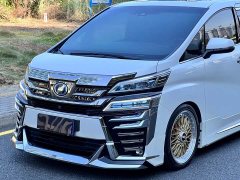 Toyota Vellfire Crown Hybrid 2.5L HV Luxury Edition - photo 18