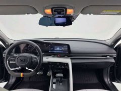Hyundai Elantra 1.5L CVT Luxury - ფოტო 9
