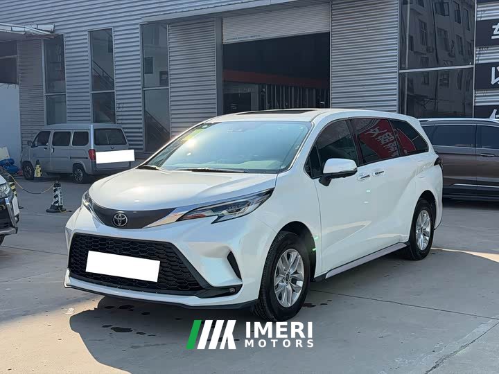 Toyota Gravia 2.5L Hybrid Comfort PLUS Edition