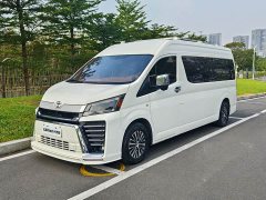 Toyota HIACE 3.5L Automatic 7-Seater - ფოტო 1