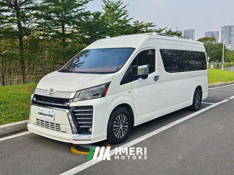 2022 Toyota HIACE 3.5L Automatic 7-Seater