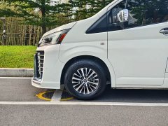 Toyota HIACE 3.5L Automatic 7-Seater - ფოტო 6