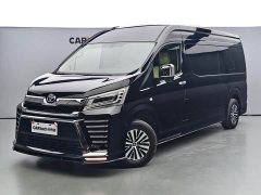 Toyota HIACE 3.5L Automatic 7-Seater - ფოტო 1