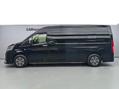 Toyota HIACE 3.5L Automatic 7-Seater - ფოტო 3