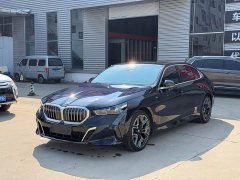 BMW 5 Series 530Li Luxury Edition Premium Package - ფოტო 1