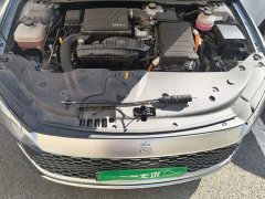 BYD Qin PLUS Glory Edition DM-i 55KM Leading - ფოტო 16