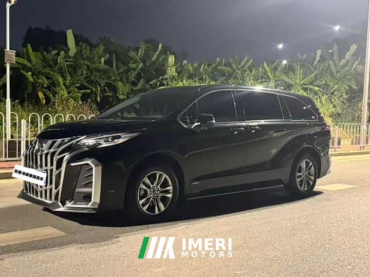 Toyota Sienna 2.5L Hybrid Comfort Edition
