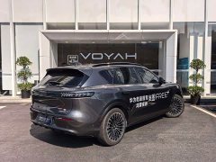 Voyah Lantu FREE Rear-Wheel Drive Qiankun Edition - photo 6