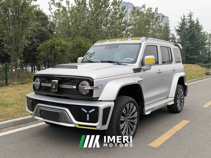 GWM Tank 300 2.0T Cyber GWM - автомобиль из Китая