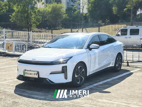 2024 Geely Galaxy L6 125km PLUS - ავტომობილი ჩინეთიდან