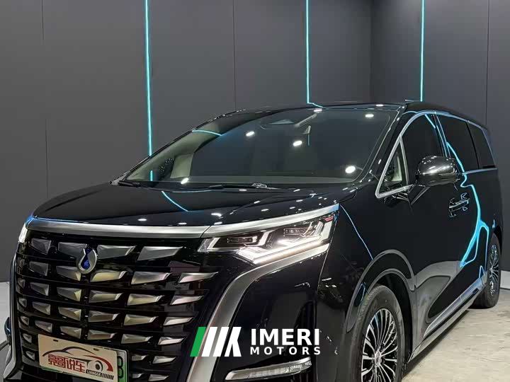 Denza D9 DM-i 1050 Premium