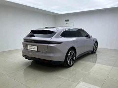 NIO ET5T 75kWh Touring - photo 4