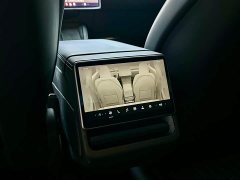 Tesla Model 3 Long Range All-Wheel Drive - ფოტო 10