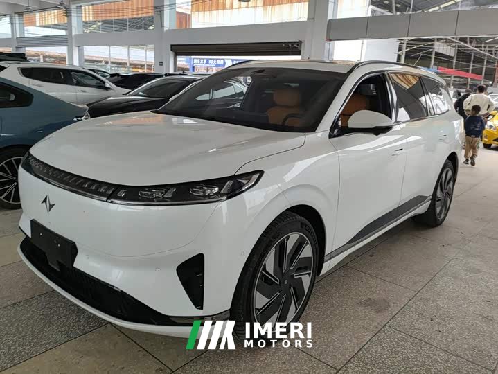 Dongfeng eπ008 636Max Smart Driving Edition 5-seater - ავტომობილი ჩინეთიდან
