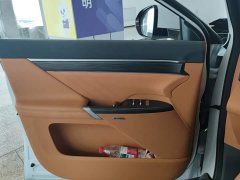 Dongfeng eπ008 636Max Smart Driving Edition 5-seater - ფოტო 7