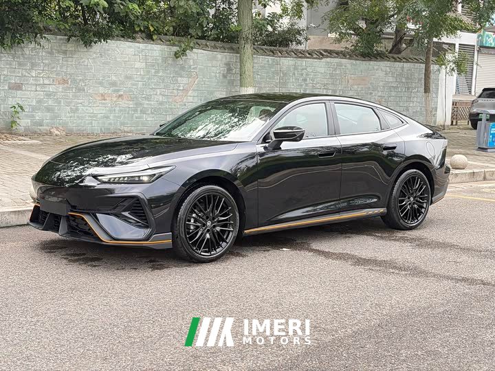 Changan UNI-V Third Generation 1.5T 500Bar Luxury Sport Edition