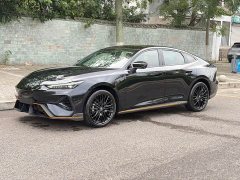 Changan UNI-V Third Generation 1.5T 500Bar Luxury Sport Edition - ფოტო 1