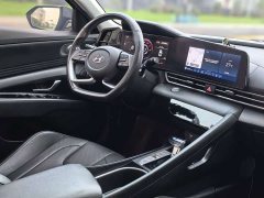 Hyundai Elantra 1.5L CVT Luxury - ფოტო 10