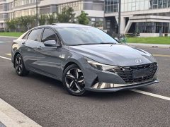 Hyundai Elantra 1.5L CVT Luxury - ფოტო 3