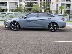 Hyundai Elantra 1.5L CVT Luxury - ფოტო 4
