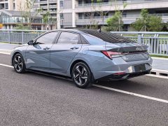 Hyundai Elantra 1.5L CVT Luxury - ფოტო 5