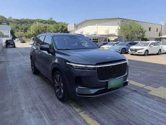 Li Auto ONE Extended Range 6-Seater - ფოტო 5