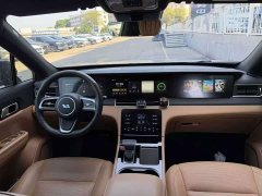 Li Auto ONE Extended Range 6-Seater - ფოტო 8