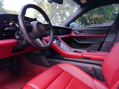 Porsche Taycan - ფოტო 8