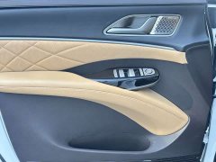 Denza D9 DM-i Smart Drive 1020 Four-Wheel Drive Flagship - ფოტო 20