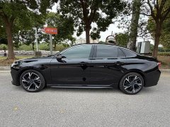 Lynk & Co 03 1.5T DCT Pro - фото 3