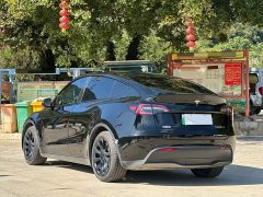 Tesla Model Y Standard Range RWD - ფოტო 7