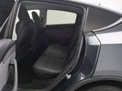Tesla Model Y Rear-Wheel Drive - ფოტო 15